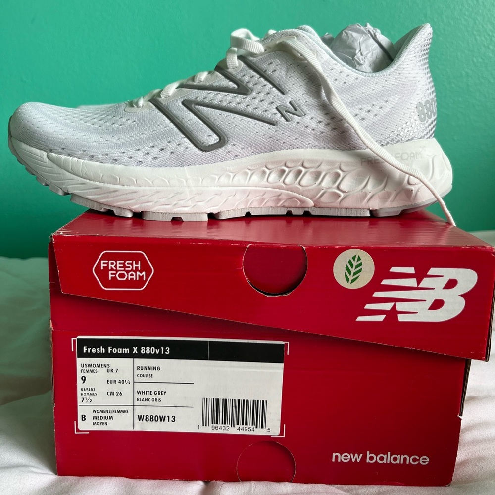 New balance 880 size 9